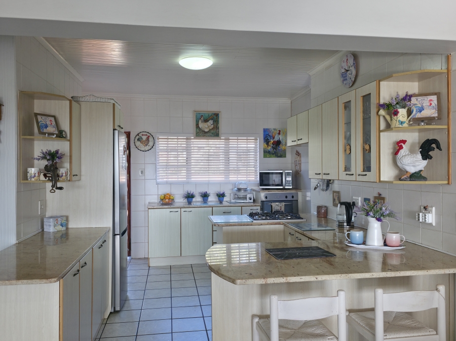 3 Bedroom Property for Sale in Wavecrest Eastern Cape